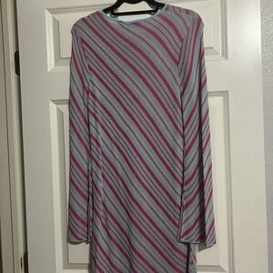ZARA pink and blue diagonal striped dress w/split sleeve w/inside solid color